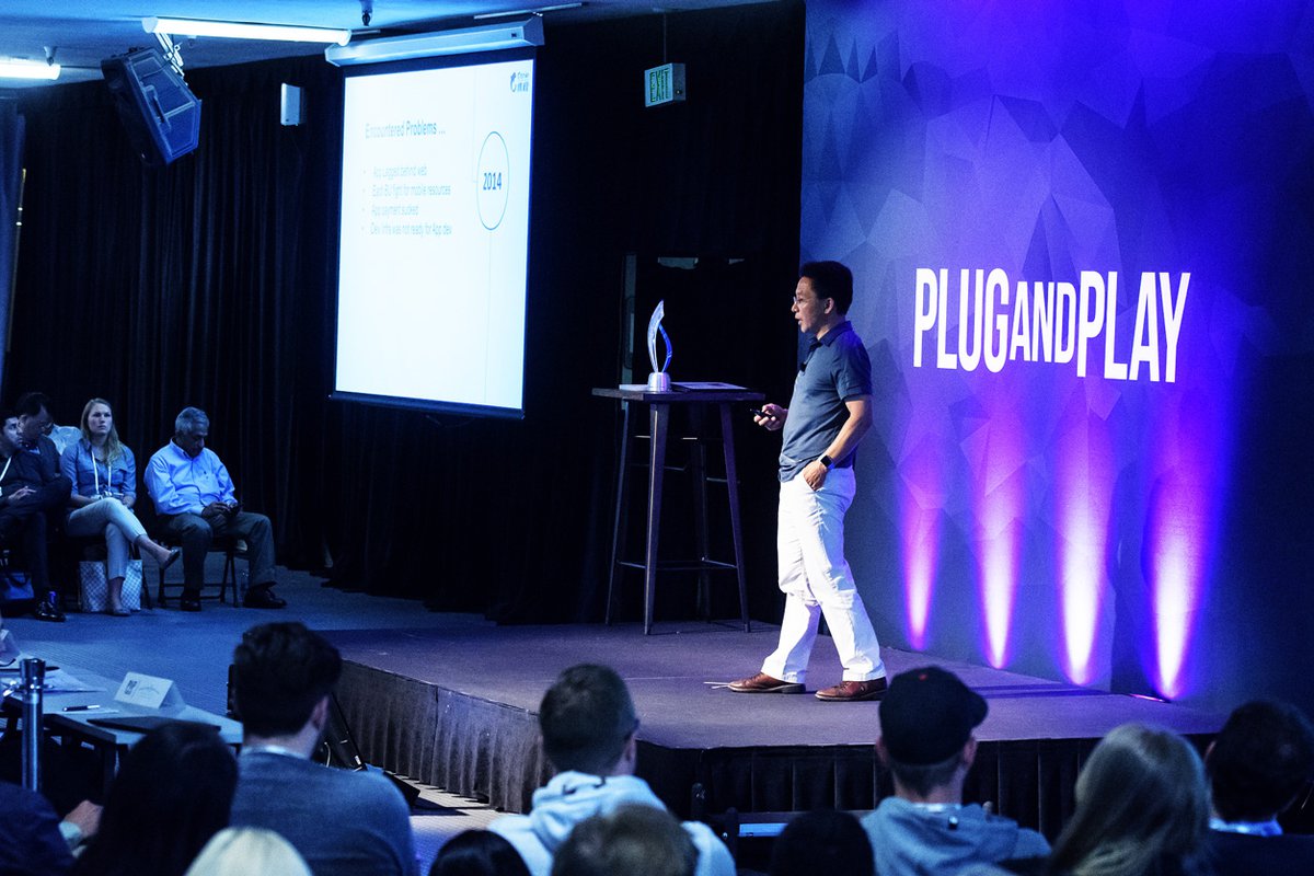 Plug And Play Summer Summit.2e16d0ba.fill 1200x800